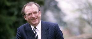 Schnell ist Lothar Späth, im Volksmund respektvoll „Cleverle“ genannt, aufgestiegen, geschwind hat der Hochvernetzte kommuniziert.
