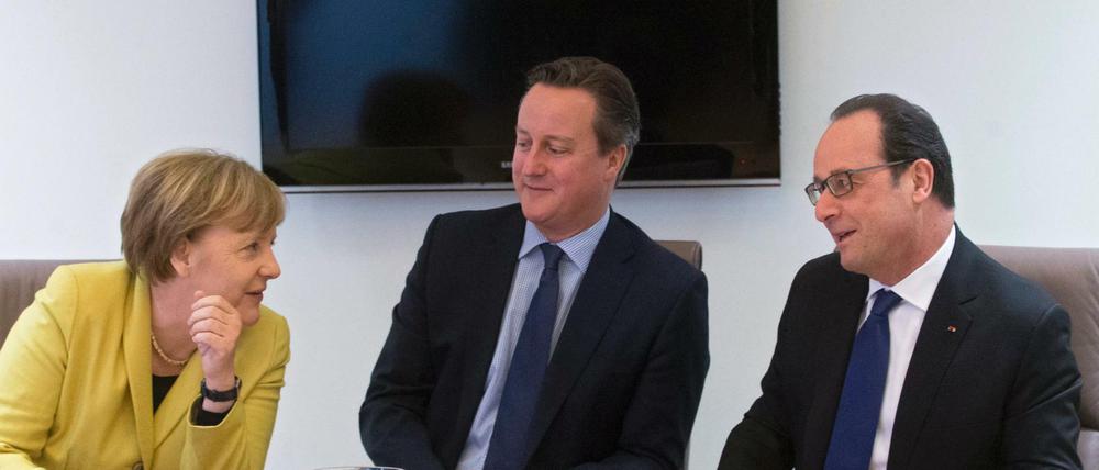 Angela Merkel mit David Cameron und Francois Hollande beim EU-Gipfel in Brüssel.
