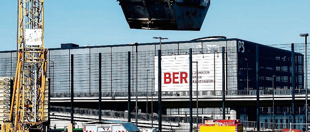 Noch längst nicht fertig: der künftige Hauptstadtflughafen BER (hier ein Baustellenbild aus dem August 2015).