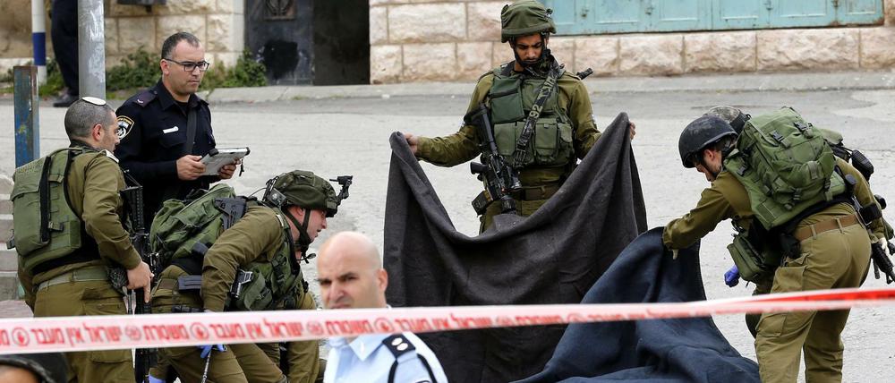 Der Vorfall ereignete sich am Donnerstag in Hebron.