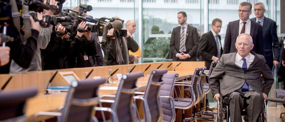 Kompromiss geschafft: Bundesfinanzminister Wolfgang Schäuble (CDU) auf dem Weg zur Haushaltspressekonferenz. 