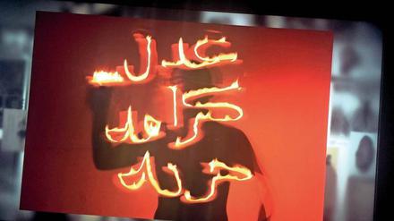 „Equality, Dignity, Freedom“ - ein Bild von Jaber Al Azmeh aus der Sammlung der Galerie Atassi. 