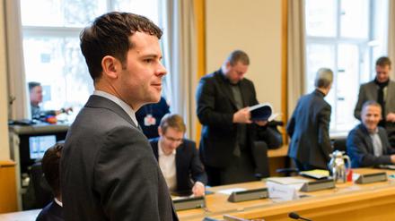 Der Chef der Berliner Senatskanzlei, Björn Böhning (SPD), im Hauptausschuss des Berliner Abgeordnetenhauses zur Diwell-Affäre.