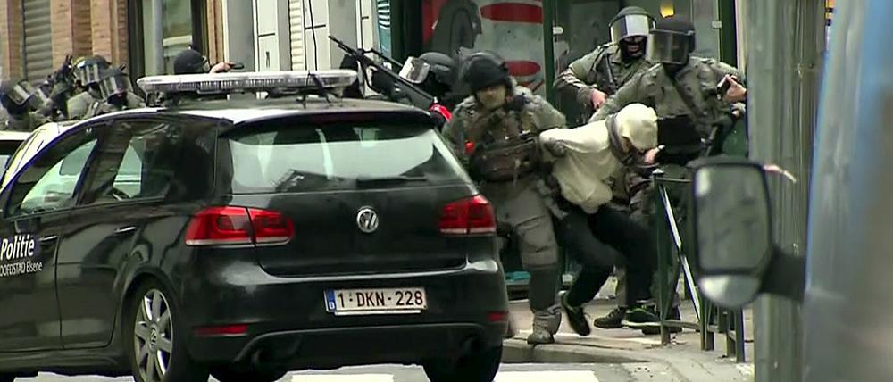 Salah Abdeslam war am Freitag bei einem Großeinsatz der Polizei im Brüsseler Problemviertel Molenbeek gefasst worden.