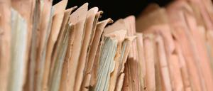 Stasi-Akten Archiv in Berlin: Wie viel Aufarbeitung ist mehr als ein Vierteljahrhundert nach Niedergang der DDR noch nötig?