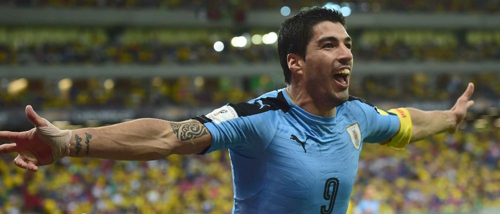 Ich bin wieder da, und wie! Luis Suarez feiert sein Tor gegen Brasilien.