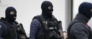 Bei einer Razzia in Brüssel gab es wohl eine Explosion.