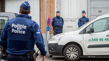 Belgische Polizisten im berüchtigten Brüsseler Viertel Molenbeek: Die Gefahr erkannt, aber die Anschläge konnten sie nicht verhindern.