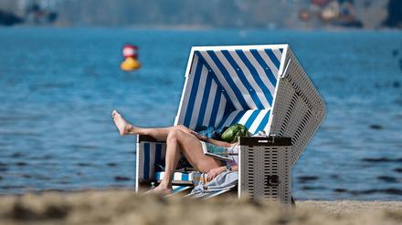 Frühlingsfreuden: Ostern soll es fast sommerlich warm werden - gute Gelegenheit für einen Wannsee-Besuch.