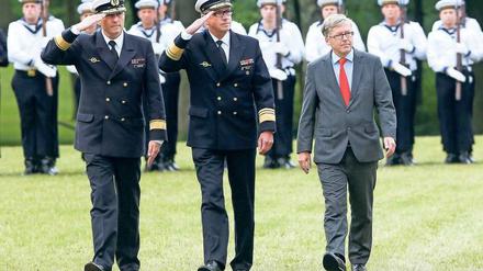 Truppenbesuch. Hans-Peter Bartels darf als Wehrbeauftragter auch unangemeldet kommen. 