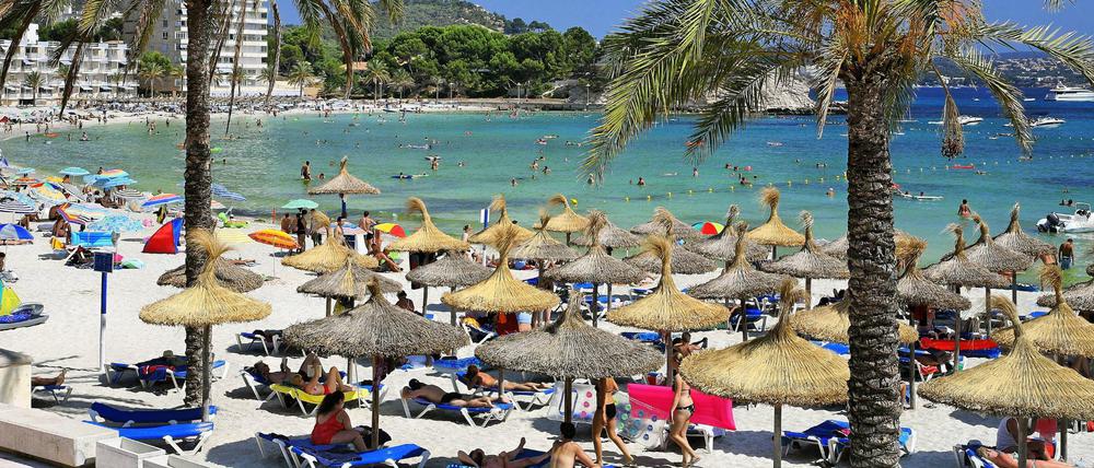 Mallorca gebucht. Üblicherweise kann ein Arbeitgeber einen bereits genehmigten Urlaub nicht zurücknehmen.