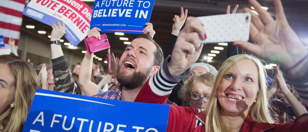 Held vieler junger Leute: Anhänger bejubeln Bernie Sanders.