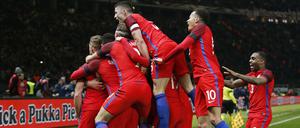 Was für ein Comeback! England siegt nach 0:2-Rückstand noch 3:2 in Berlin.