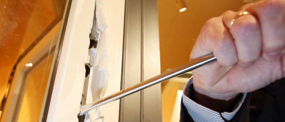Die Zahl der Wohnungseinbrüche soll 2015 auf einem Rekordniveau gelegen haben.