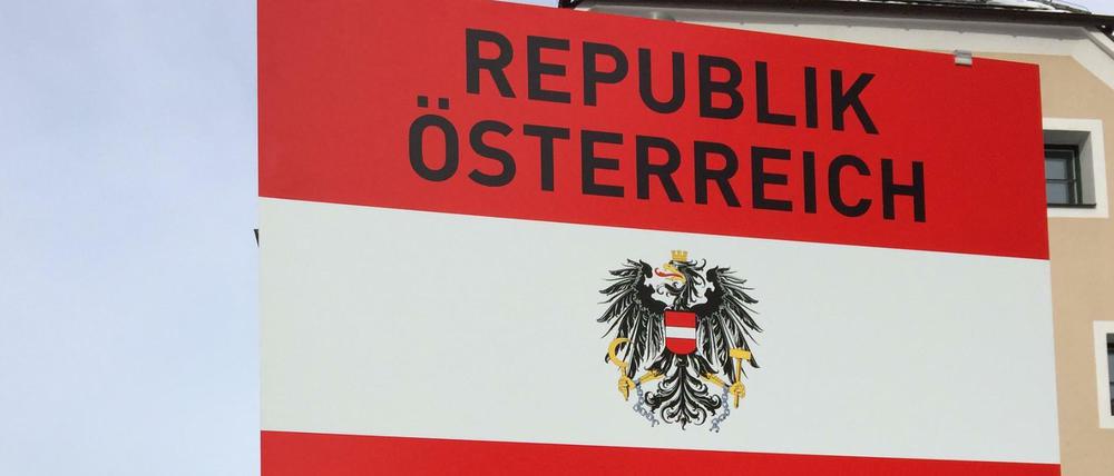 Die Grenze zwischen Österreich und Italien am Brenner. 