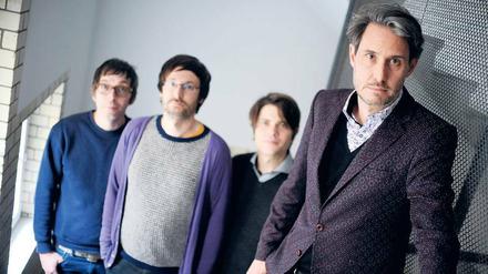 Rick McPhail, Arne Zank, Jan Müller und Dirk von Lowtzow sind Tocotronic.