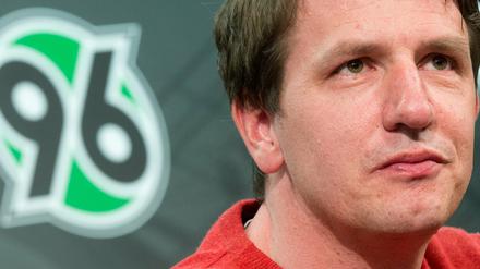 Auch keine teure Lösung. Nachwuchstrainer Daniel Stendel übernimmt in Hannover für den Rest der Saison.