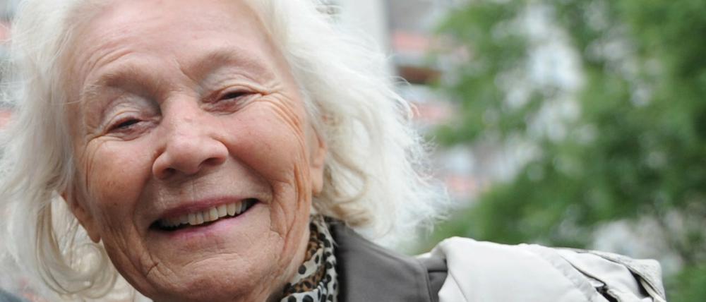 Traudl Rosenthal, Witwe des TV-Moderators, starb am vergangenen Freitag im Alter von 88 Jahren im Kreise ihrer Familie in Berlin. 