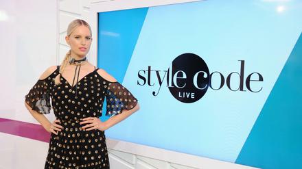 "Style Code Live" mit Moderatorin Karolina Kurkuva. 