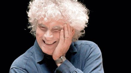 Der Dirigent Simon Rattle.