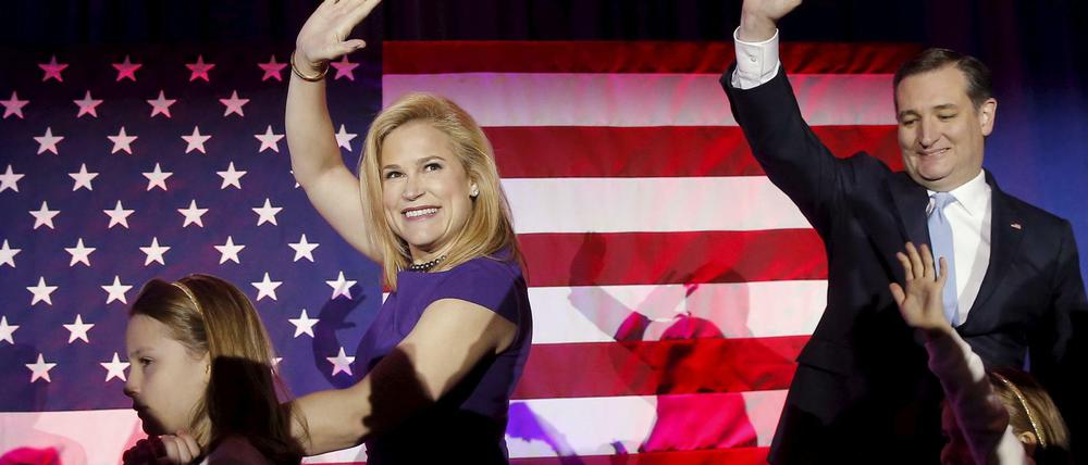 Ted Cruz mit Ehefrau Heidi und Töchtern nach dem Wahlsieg in Wisconsin