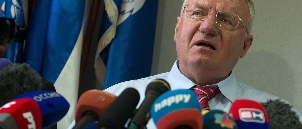 Nach dem Freispruch: Der serbische Nationalistenführer Vojslav Seselj während einer Pressekonferenz am Donnerstag