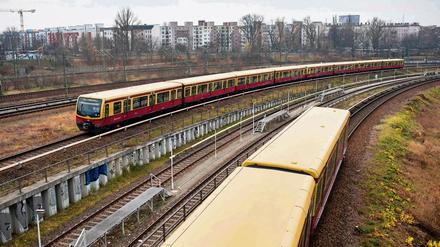 Die Berliner Ringbahn ist unterbrochen. 