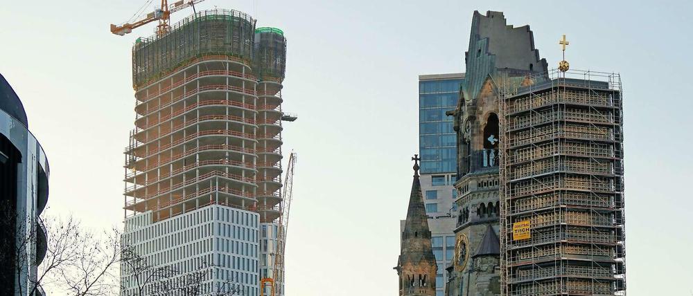 Neuer Riese: das Hochhaus „Upper West“ (li.). Rechts hinter der Gedächtniskirche sieht man Teile des „Zoofensters“.