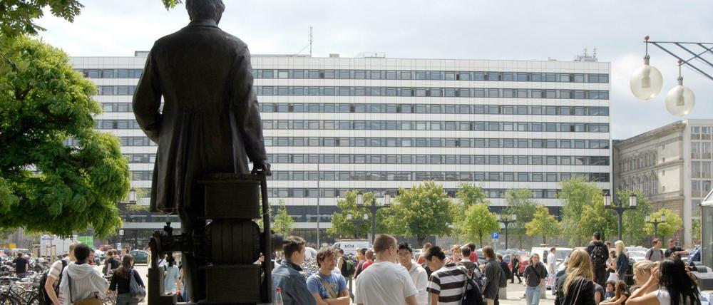 Die Technische Universität Berlin diskutiert über Sperrvermerke bei Examensarbeiten.