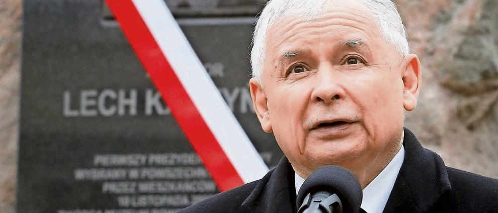 Nicht ohne seinen Bruder. PiS-Chef Jaroslaw Kaczynski erhebt das Gedenken an seinen verunglückten Bruder Lech zu polnischer Staatsräson.