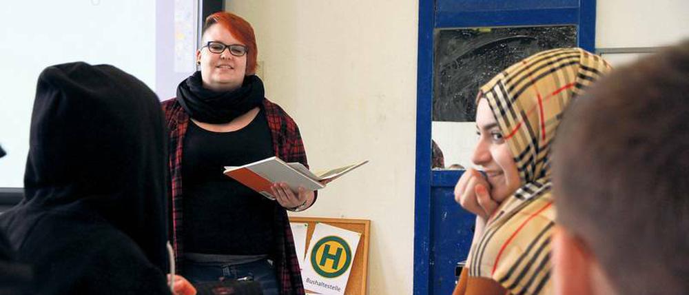 Aufgepasst. Vivian Gehrke unterrichtet in Kreuzberg.