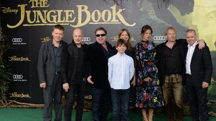 Justus von Dohnányi (l-r), Christian Berkel, Armin Rhode, Pablo Ribet-Buse, Heike Makatsch, Jessica Schwarz, Ben Becker und Joachim Król kommen zu der Deutschlandpremiere von Disneys "The Jungle Book". 