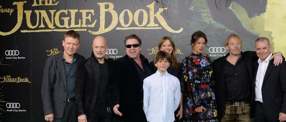 Justus von Dohnányi (l-r), Christian Berkel, Armin Rhode, Pablo Ribet-Buse, Heike Makatsch, Jessica Schwarz, Ben Becker und Joachim Król kommen zu der Deutschlandpremiere von Disneys "The Jungle Book". 