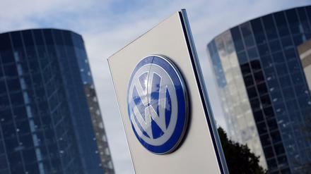 Bei Volkswagen gibt es angesichts des Abgasskandals Streit um Bonuszahlungen für Manager. 