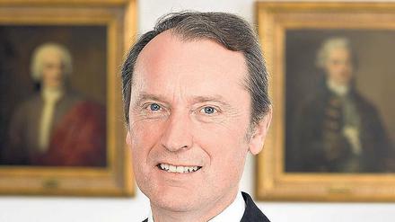 Der Hoffnungsträger. Hans-Walter Peters, Chef der Hamburger Berenberg Bank, soll das Image der Branche aufpolieren. Jetzt steht sein Institut selbst in der Kritik. 
