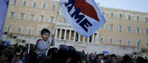 Am Wochenende demonstrierten die Griechen vor dem Parlament in Athen gegen die Sparmaßnahmen.