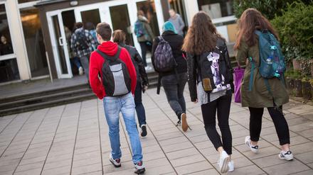 Die Oberstufenschüler am Alsdorfer Gymnasium dürfen selbst entscheiden, ob sie zur ersten oder zweiten Stunde kommen. 