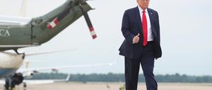 Mit der Coronakrise sanken die Zustimmungswerte für Donald Trump. Joe Biden liegt in Umfragen neun Prozentpunkte vor ihm.