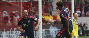 Tanz mit mir. Franck Ribéry und David Alaba (r.) hatten in Stuttgart durchaus ihren Spaß.