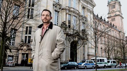 Tom Schreiber, 37, vor dem Kriminalgericht Moabit.