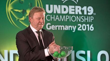 Bereit für Olympia. Horst Hrubesch. 