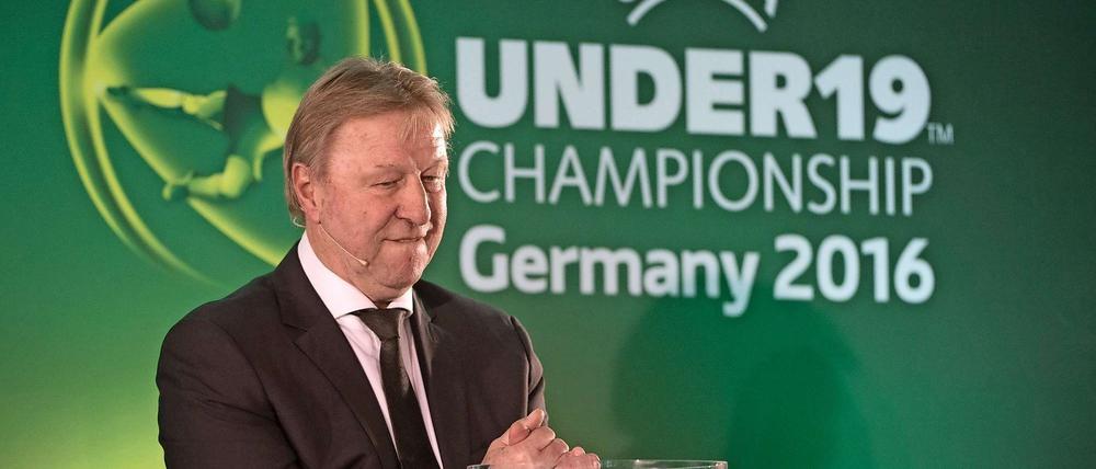 Bereit für Olympia. Horst Hrubesch.