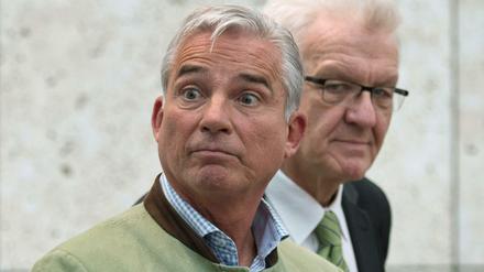 Baden-Württembergs Ministerpräsident Winfried Kretschmann (Grüne, r) und der CDU-Landesvorsitzende Thomas Strobl werden wohl zusammenarbeiten. 