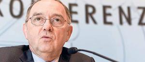 Vorkämpfer gegen Steuerflucht. Norbert Walter-Borjans. 