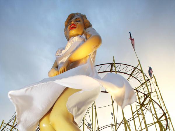 Marilyn Monroe-Figur auf dem Deutsch-Amerikanischen Volksfest.