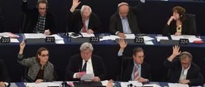 Das Europarlament will einer Richtlinie zustimmen, die Unternehmen gegen den Verrat von Geschäftsgeheimnissen schützen soll.