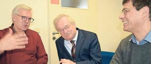 Viel geschafft: Roland Zieschank, Martin Jänicke und Klaus Jacob (v.l.) vom Forschungszentrum für Umweltpolitik.