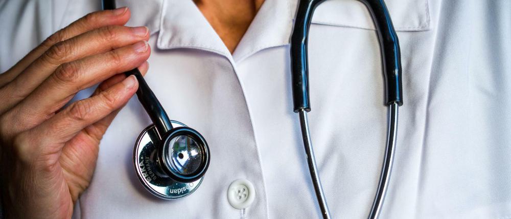 Durch Korruption werden die Krankenkassen um bis zu 18 Milliarden Euro geschädigt.