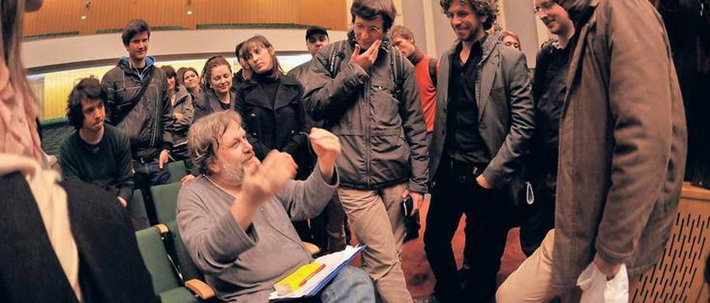 Veranstaltungsreihen wie die Hegel Lecture - hier 2011 mit dem slowenischen Philosophen Slavoj Žižek - ziehen viel Publikum nach Dahlem. So soll es bleiben, sagt DHC-Sprecher Paul Nolte. 