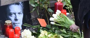 Trauer um David Bowie in Berlin.